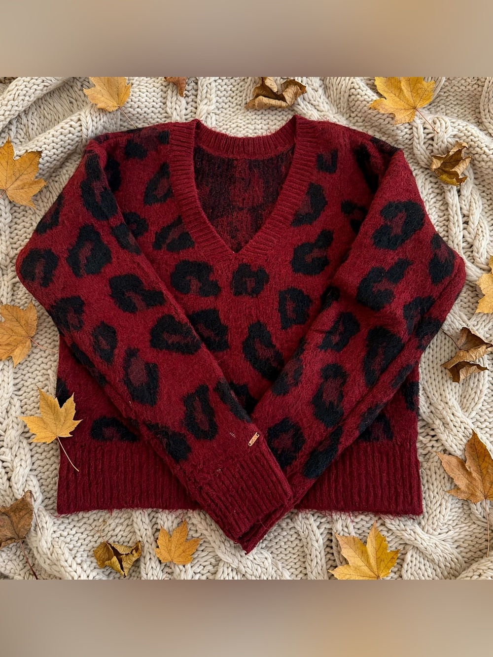 Victoria's Secret PINK Leopard Sweater XS Burgundy V-Neck Fuzzy
